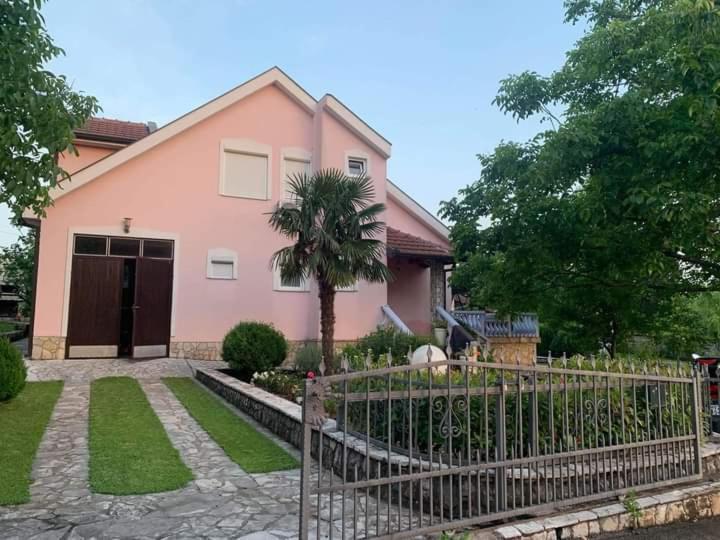 Villa Melograno Mostar Bagian luar foto